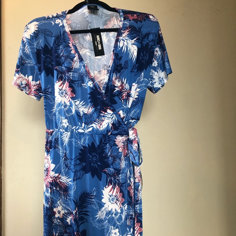 Agnes & Dora Nightingale Dress Size Medium